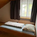 Danner Regau - Moeblierte Langzeit- & Monteurapartments Nahe Gmunden, Laakirchen, Salzburg & Wels I Vollmoebliert & Mit Parkplatz Rutzenmoos