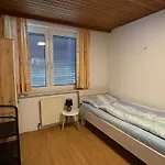 Danner Regau - Moeblierte Langzeit- & Monteurapartments Nahe Gmunden, Laakirchen, Salzburg & Wels I Vollmoebliert & Mit Parkplatz