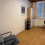 Danner Regau - Moeblierte Langzeit- & Monteurapartments Nahe Gmunden, Laakirchen, Salzburg & Wels I Vollmoebliert & Mit Parkplatz * Rutzenmoos