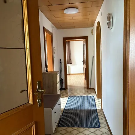 Privat bolig Danner Regau - Moeblierte Langzeit- & Monteurapartments Nahe Gmunden, Laakirchen, Salzburg & Wels I Vollmoebliert & Mit Parkplatz