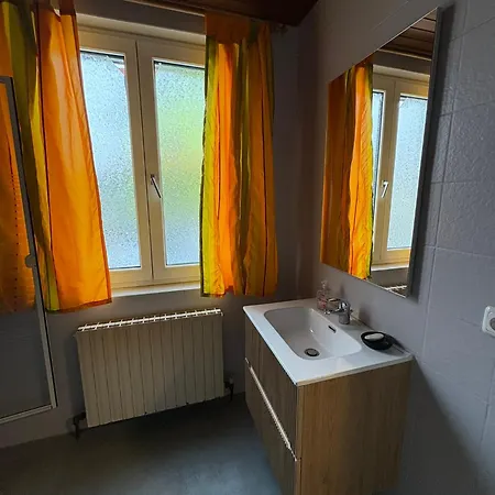 Danner Regau - Moeblierte Langzeit- & Monteurapartments Nahe Gmunden, Laakirchen, Salzburg & Wels I Vollmoebliert & Mit Parkplatz 홈스테이 Rutzenmoos