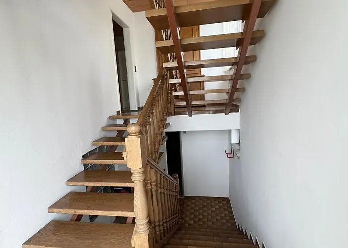 Privat bolig Danner Regau - Moeblierte Langzeit- & Monteurapartments Nahe Gmunden, Laakirchen, Salzburg & Wels I Vollmoebliert & Mit Parkplatz *