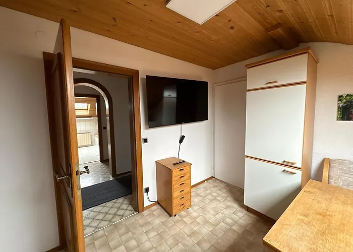 Danner Regau - Moeblierte Langzeit- & Monteurapartments Nahe Gmunden, Laakirchen, Salzburg & Wels I Vollmoebliert & Mit Parkplatz Privat bolig Rutzenmoos