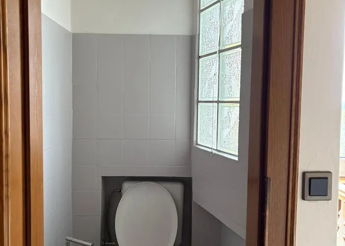 Privat bolig Danner Regau - Moeblierte Langzeit- & Monteurapartments Nahe Gmunden, Laakirchen, Salzburg & Wels I Vollmoebliert & Mit Parkplatz *