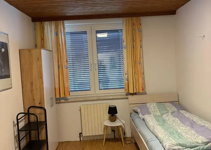 Danner Regau - Moeblierte Langzeit- & Monteurapartments Nahe Gmunden, Laakirchen, Salzburg & Wels I Vollmoebliert & Mit Parkplatz * Rutzenmoos