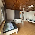 Danner Regau - Moeblierte Langzeit- & Monteurapartments Nahe Gmunden, Laakirchen, Salzburg & Wels I Vollmoebliert & Mit Parkplatz *